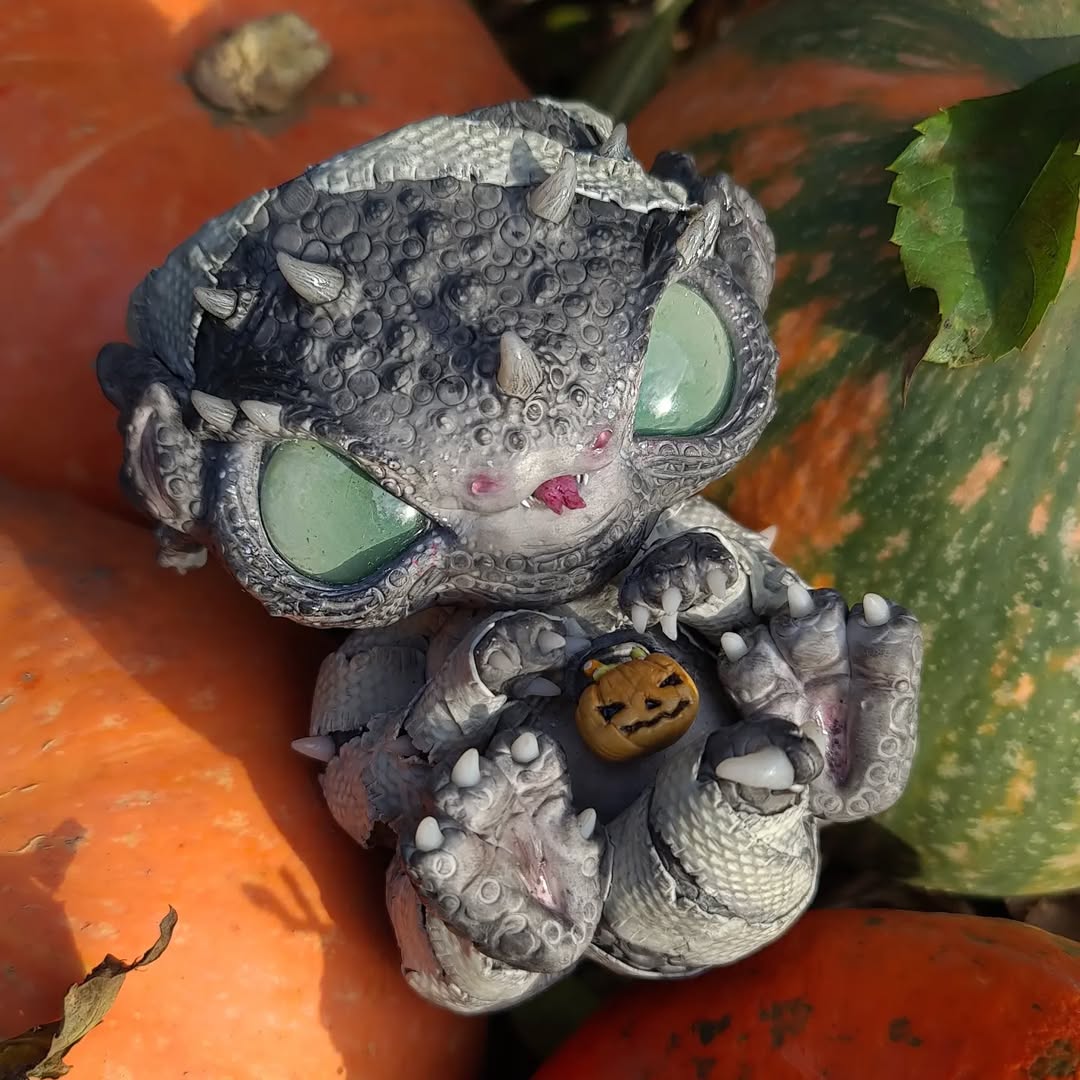 Halloween dragon