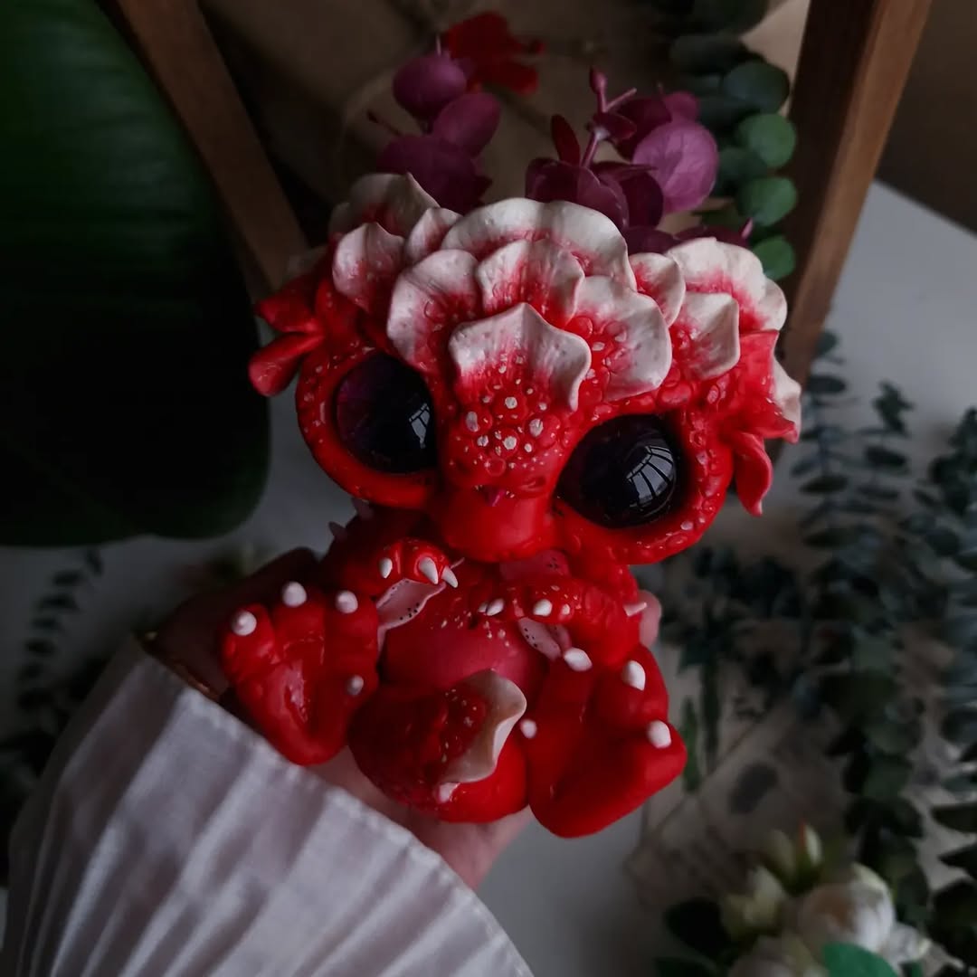 Red flower dragon