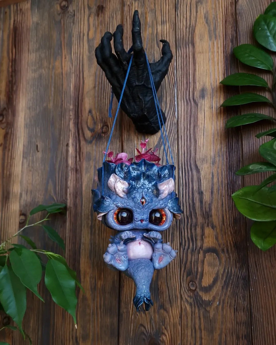 Hanging dragon
